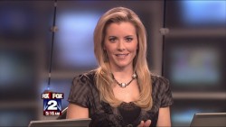 Amy Andrews, FOX 2 Detroit - Page 3 - TvNewsCaps