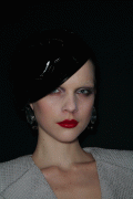 f5372f37406382.gif