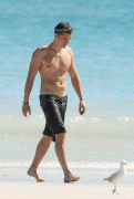 8e234f38337957.gif