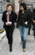 e4c5a355366825.gif