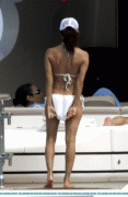c1b95f61863429.gif